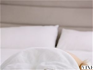 VIXEN Nicole Aniston Has hot predominant fucky-fucky On Vacation