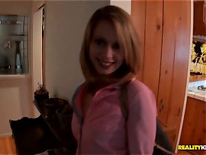 Kassius Kay picked up and wedges wood in her poon for additional money
